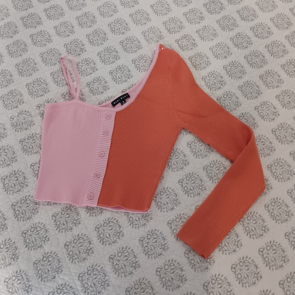 Blue Blush nwot cropped ribbed one shoulder sweater. - Picture 7 of 9